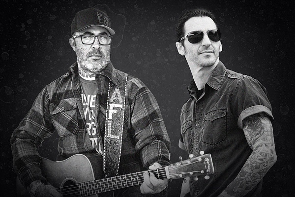 Staind's Aaron Lewis and Godsmack's Sully Erna are teaming up for a U.S. drive-in tour.