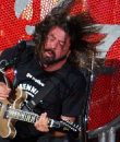 Axl Rose so appreciated Dave Grohl lending him a "guitar throne" to make it through his 2016 tour that Rose gifted Grohl a special item.