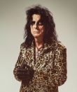 Alice Cooper posing for a press photo.