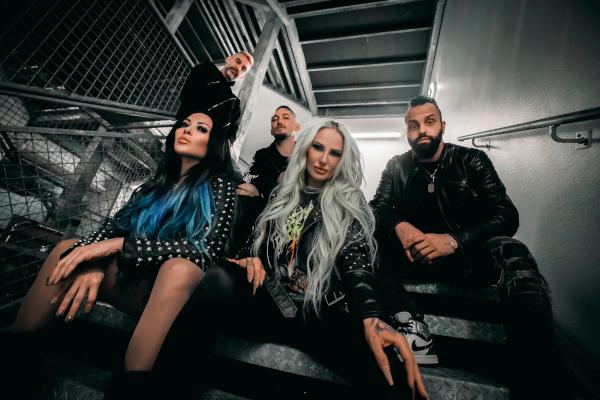 Butcher Babies promo photo.