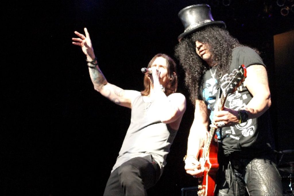 Slash ft. Myles Kennedy and The Conspirators announce March and April 2024  tour