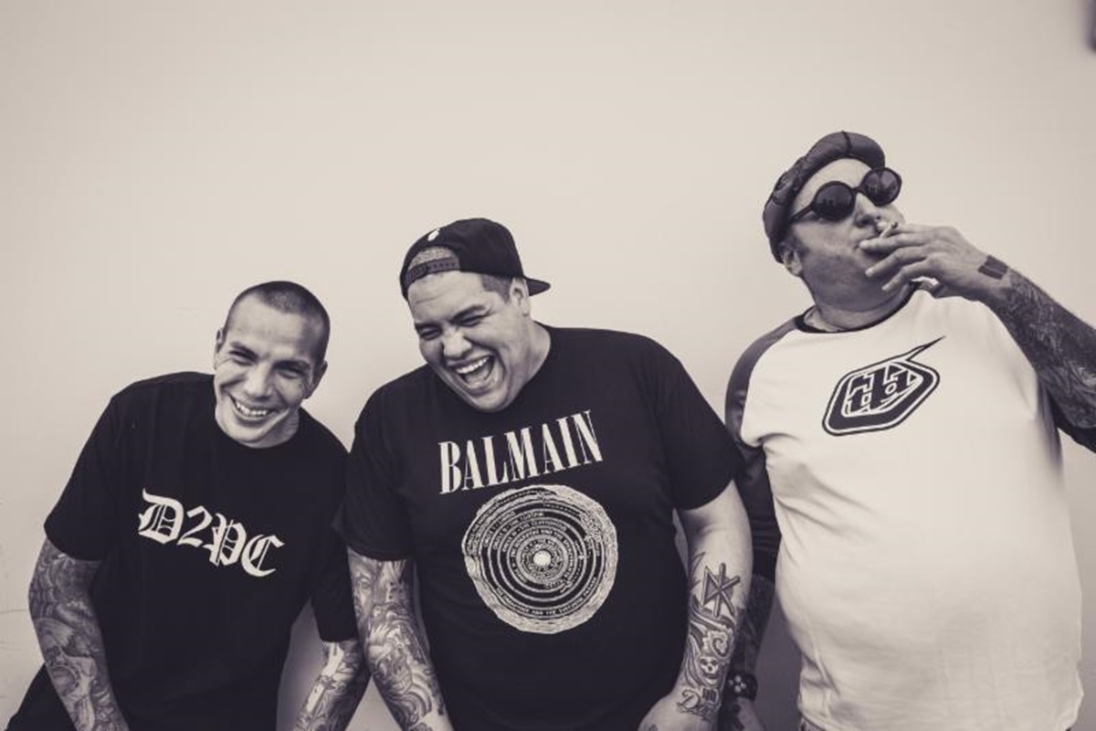 Sublime with Rome wearing a Nirvana shirt