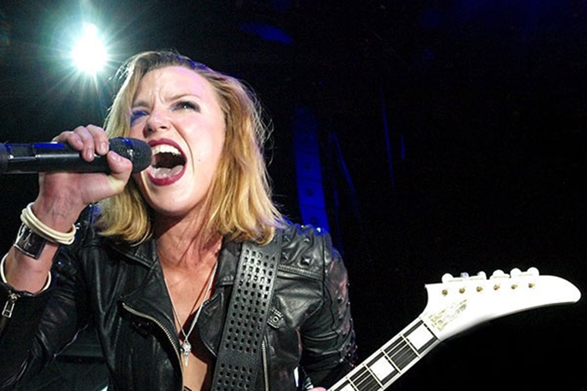 Live photo of Lzzy Hale performing at Pine Knob in Michigan.