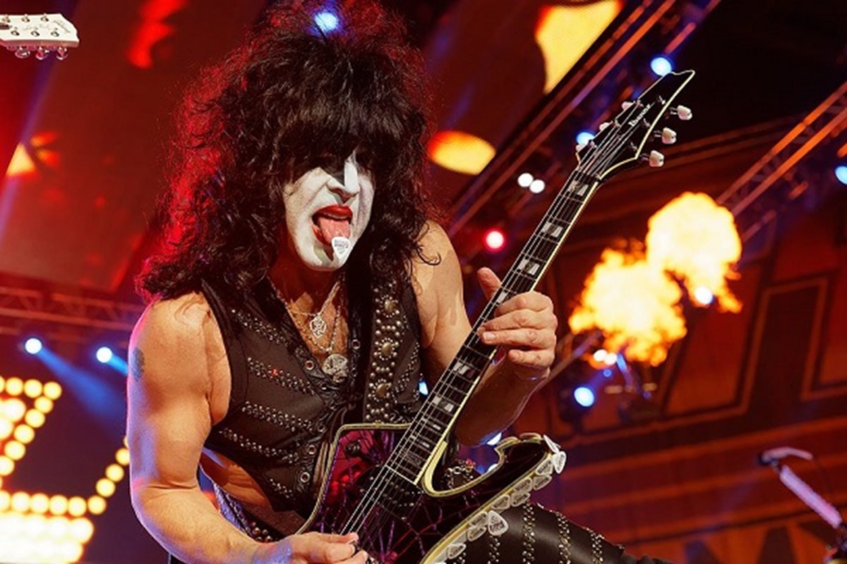 Kiss. The members of rock band Kiss are working on a new project that celebrates their farewell tour, "The End of the Road."