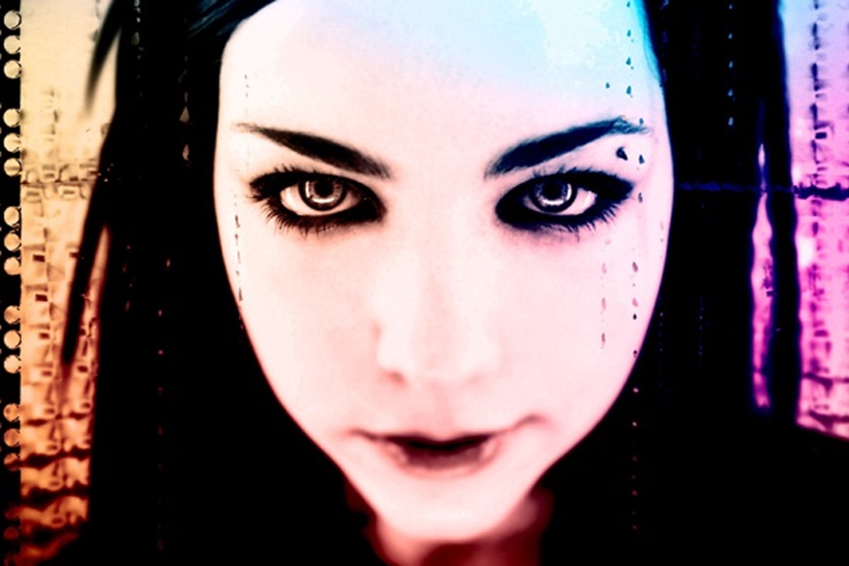 Evanescence vocalist Amy Lee.