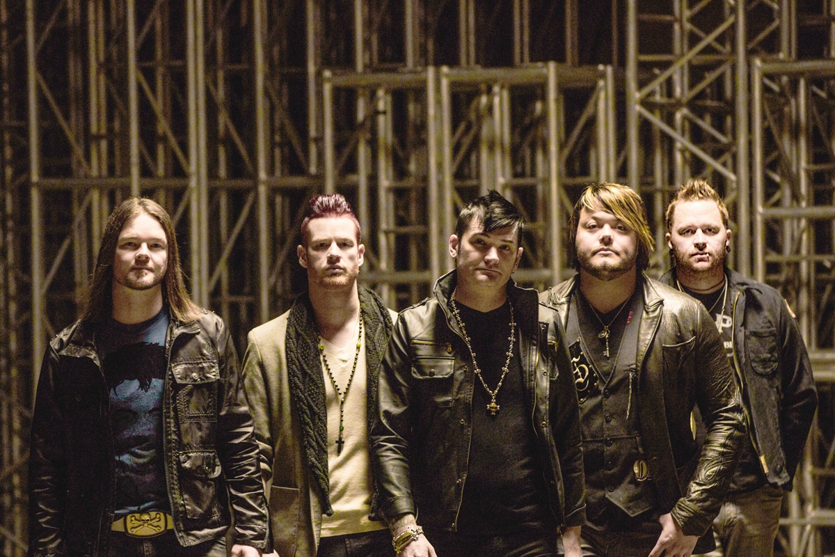 Hinder rock band.
